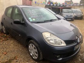A vendre Renault Clio à  Les Pavillons-sous-Bois 93320