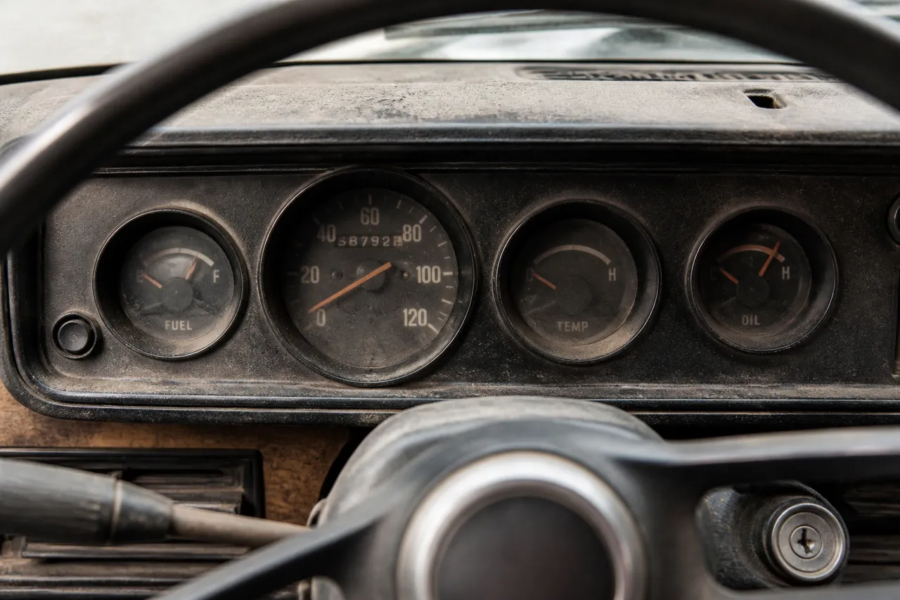 Estimation d'une voiture ancienne au kilométrage élevé